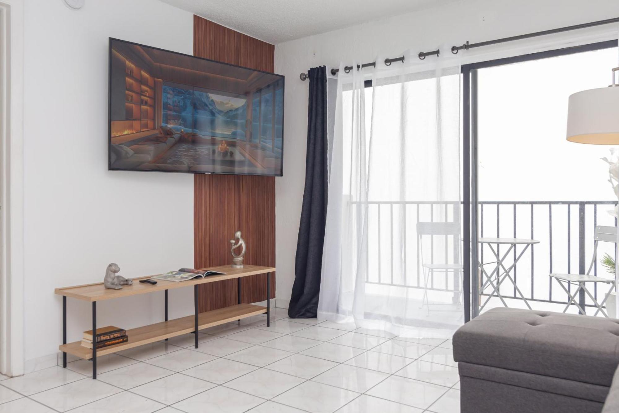 One Bedroom Apartment - With Parking & Balcony - Heart Of Wynwood Miami Eksteriør billede
